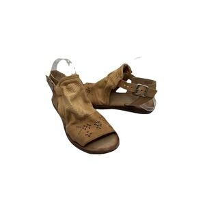 Miz Mooz Womens Fifi Tan Suede Leather Peep Toe Slingback Sandals Size 7.5